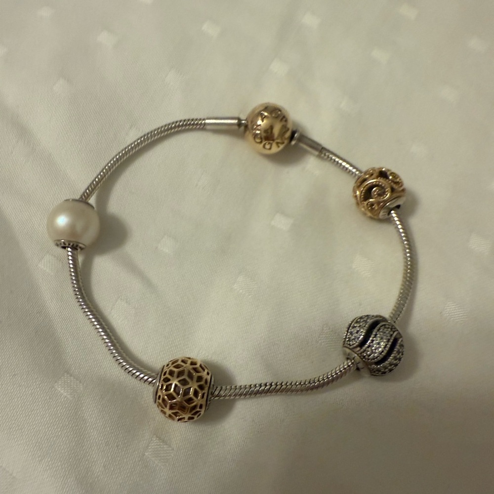 Elegant Gold and Silver Beaded Bracelet